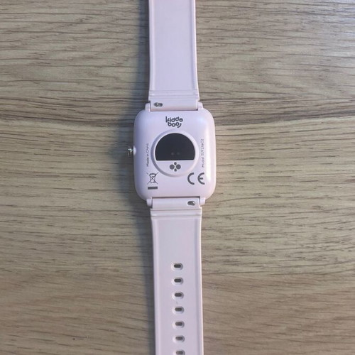 Kiddoboo 2.0 Smartwatch like new with charger and HitFit Pro app