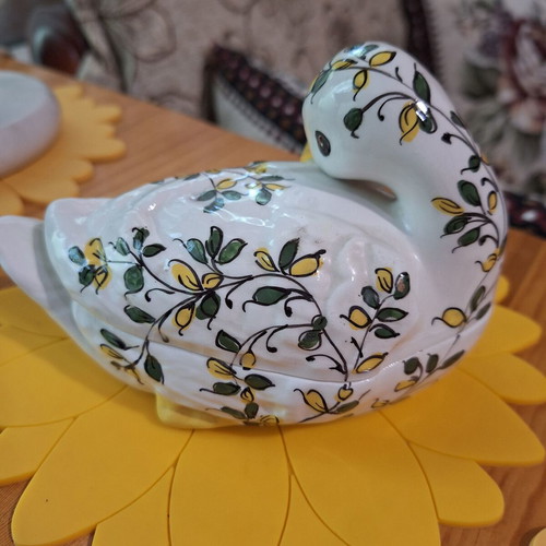 Jewelry box from Italy new, artistic design