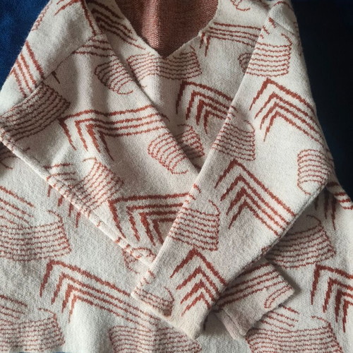Women's pullover sweater new