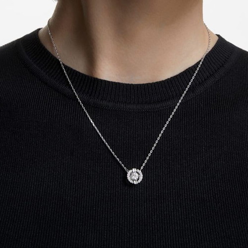Swarovski Dancing Crystal Necklace new, silver