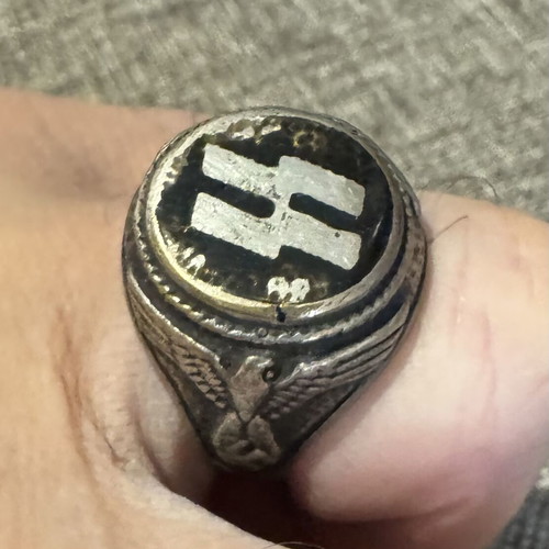 Collectible historic ring used, German 1930-1945 with swastika