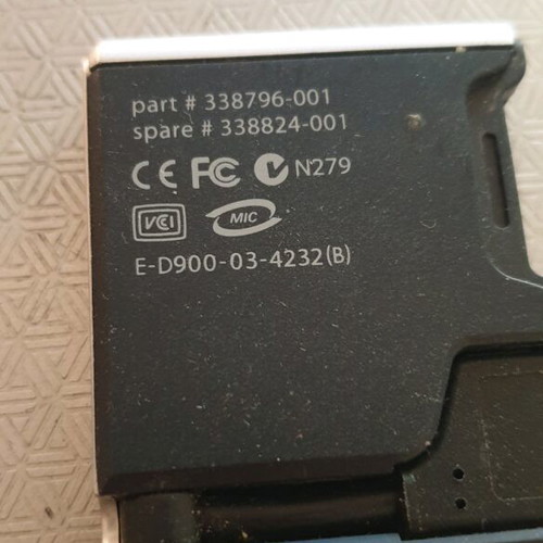 HP USB unit like new, SD card reader