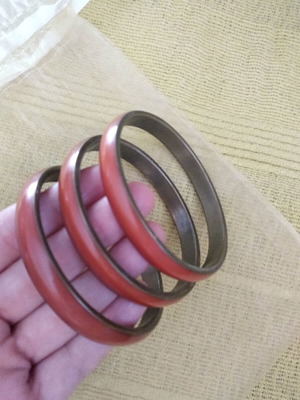 Metal brown bracelets like new, set of 3