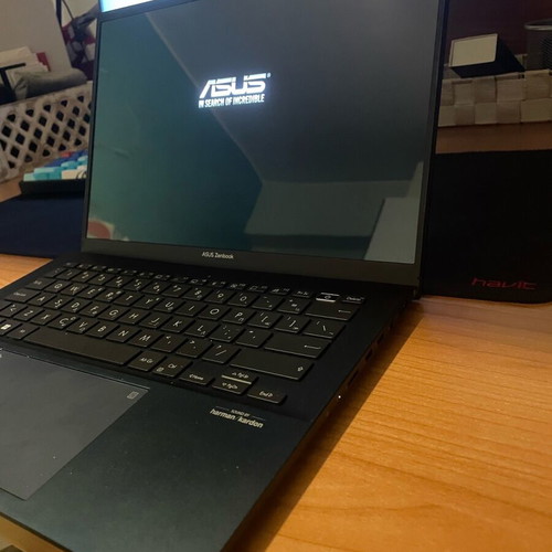 Laptop Asus Zenbook 2023 σαν καινούργιος με Intel i5, 16GB RAM, 512GB SSD