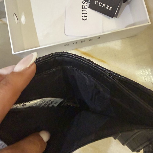 Guess wallet like new, black