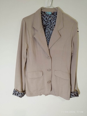 Blue Motion blazer with animal-print lining, size 34, like new