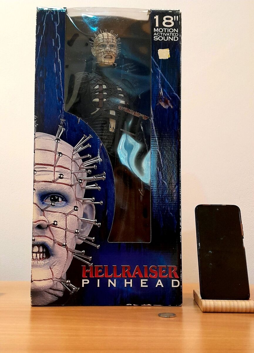 Neca Hellraiser Pinhead 18