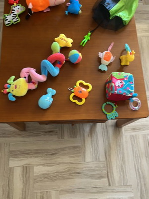 Baby toys like new, set of 10 pieces