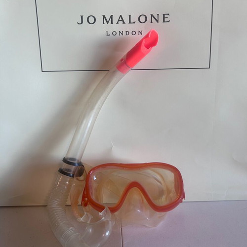 Tribord snorkeling mask and snorkel set with tempered glass