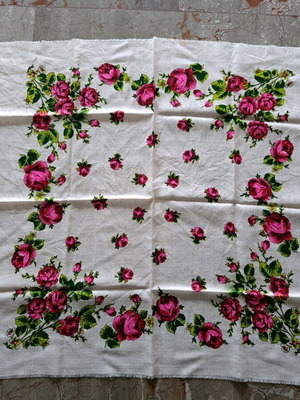 Traditional white scarf with flowers used