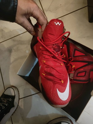 Nike Lebron XII Lite athletic shoes like new, red, size 46