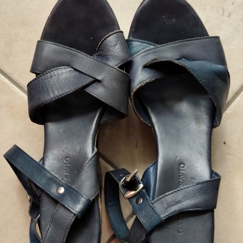 Leather platform sandals size 40 blue used