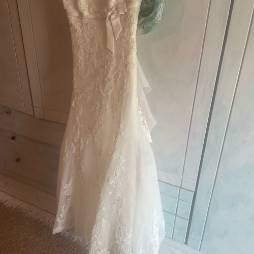 Pronovias wedding dress used, mermaid style, white, size Small/Medium