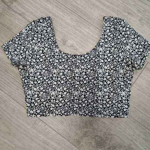 Crop top with floral pattern, like new, H&M, size L