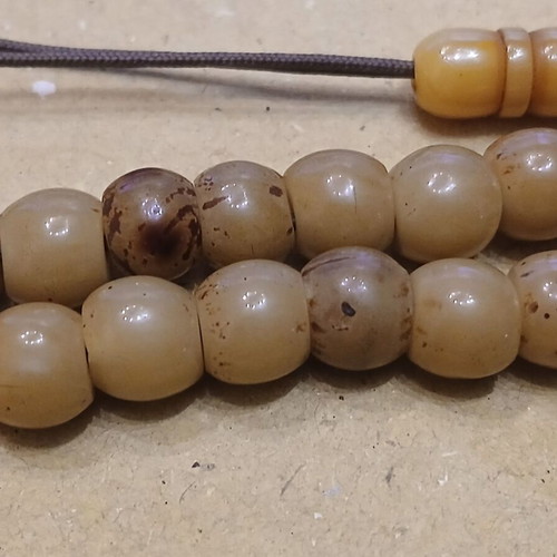 Sudurus mastic worry beads used, 53 handmade beads with silver elements