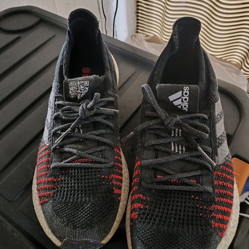 Adidas Pureboost HD 45 1/3 Primeknit in very good condition