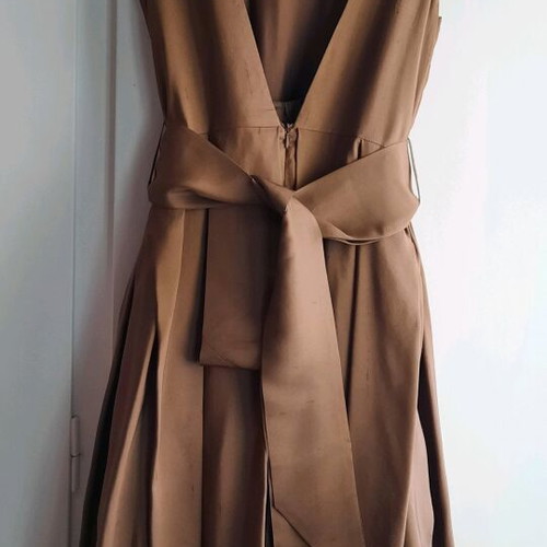 Rococo silk dress with 6 different looks, size L, brown
