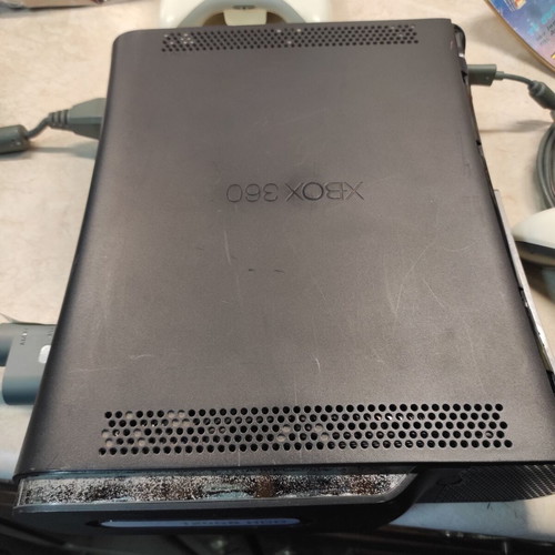Xbox 360 Fat 120 GB HDD like new
