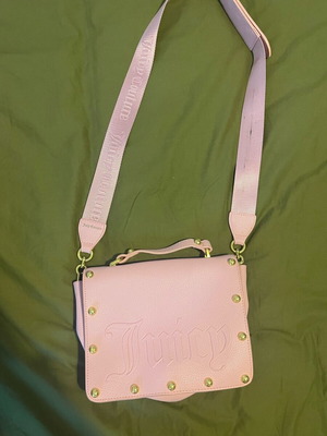 Juicy Couture Pink Crossbody Bag like new