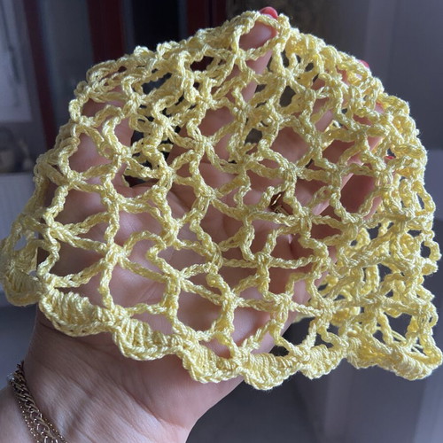 Summer hat, yellow
