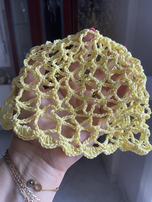 Summer hat, yellow