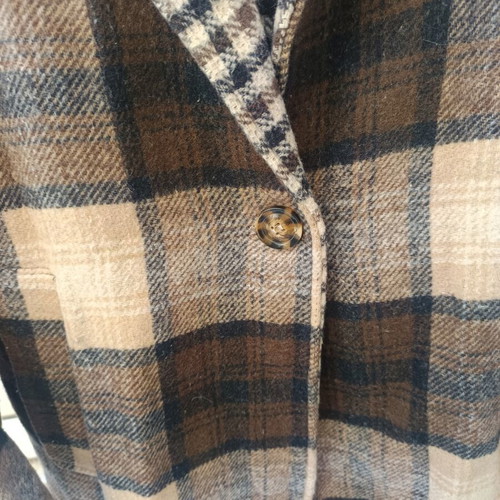 Checked coat with front pockets, size S/M, made in Italy, like new