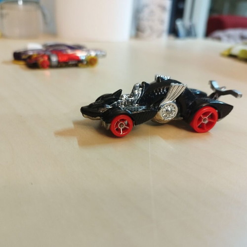 Hotwheels set of 3 like new