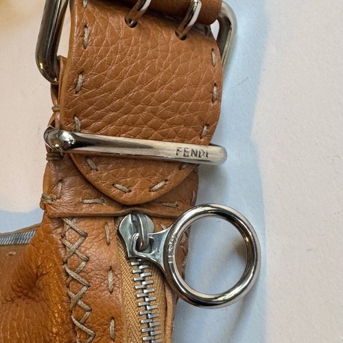 Fendi leather shoulder bag used, brown