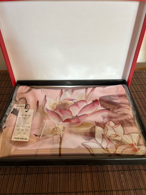Silk Scarf new, pink with gold ring, 1.72x53 cm
