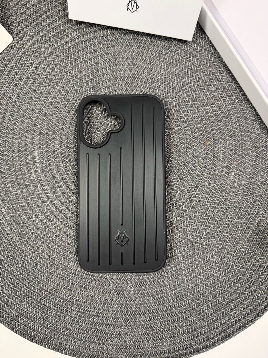 Rimowa iPhone Case new with MagSafe for… - € 30,00 - Vendora.cy