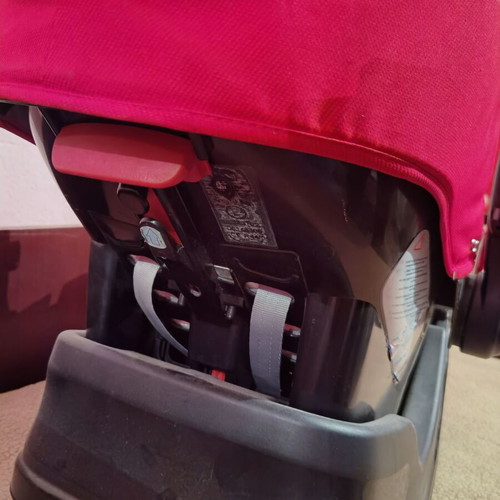 Chicco baby car seat used, red