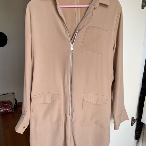 Daphnea Paris one-piece shorts new, size Medium beige