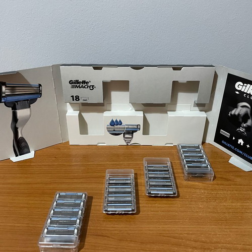 Gillette Mach3 Replacement Blades New, 18 pcs with 3 Blades