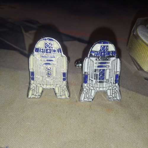 Star Wars R2-D2 collectible cufflinks new