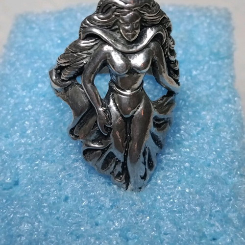 Vintage 925 silver ring like new with fairy figure handmade
