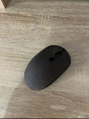Mouse black Bluetooth like new