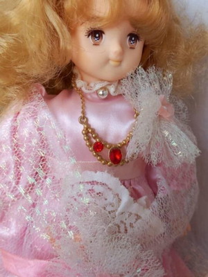 Vintage Big Eye Doll Hello! Lady Lynn Japanese Anime Bandai Toys 10" like new