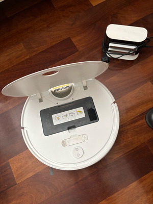 Robot καθαρισμού δαπέδου Karcher RCV3 μεταχειρισμένο