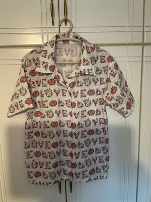 Women's shirt like new, size L, white multicolor