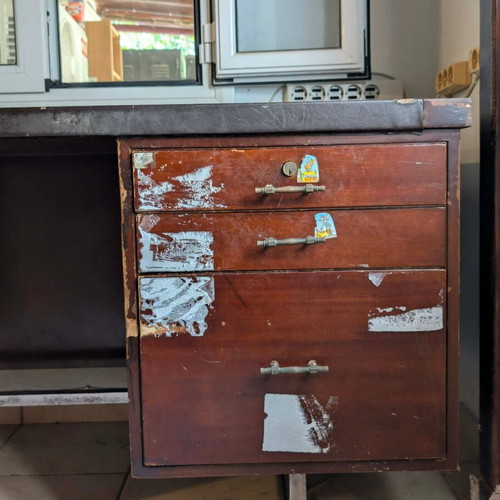 1970 Varagkis large executive desk, dark wood veneer