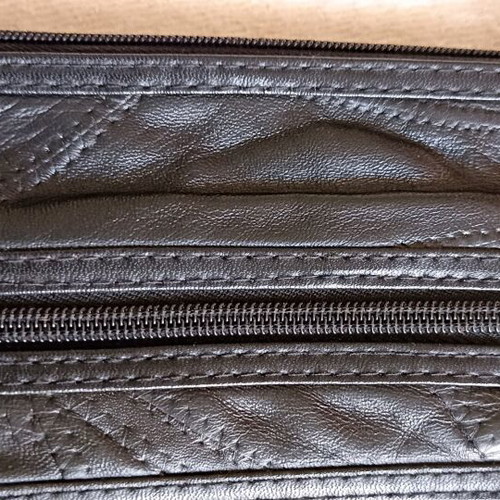Vintage leather bag like new, black