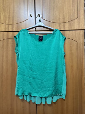 Sleeveless Top Access Fashion emerald green like new, S/M