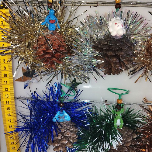 Christmas pinecone ornaments new, set of 12 with figures