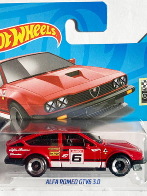 Hot Wheels Alfa Romeo GTV6 3.0 κόκκινο καινούργιο