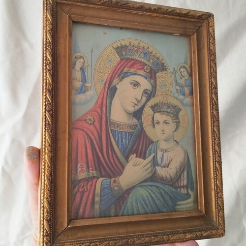 Vintage lithograph of Virgin Mary with gold frame used