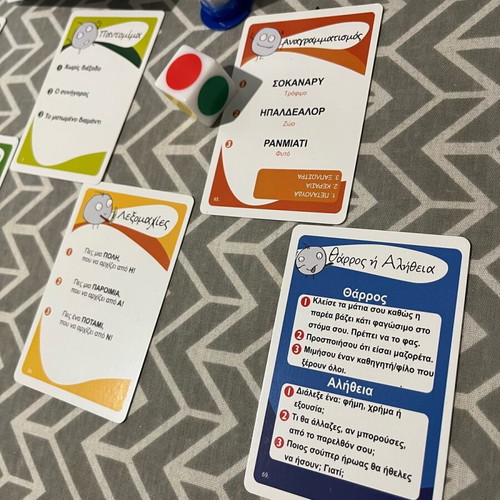 Total Mania Board Game like new