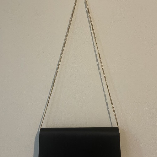 Satin bag crossbody like new, black vintage evening with chain