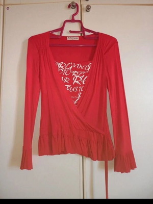 Red long-sleeve casual chic blouse like new, size S