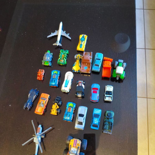 Toy Vehicles Collection used, 28+ pieces including Hot Wheels and Cars