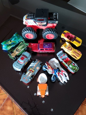 Hot Wheels used figures pack
